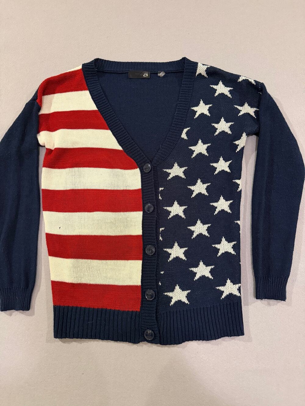American Flag Cardigan Sweater Women’s M Patriotic Stars & Stripes Button Front